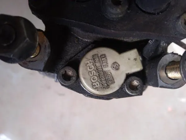 Válvula da Bomba de Combustível de Pressão Alta de corte de combustível (diesel-stop) 0281002431 Bosch