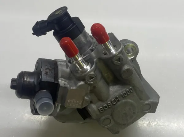 Bomba de combustível de pressão alta 0445010586 Bosch