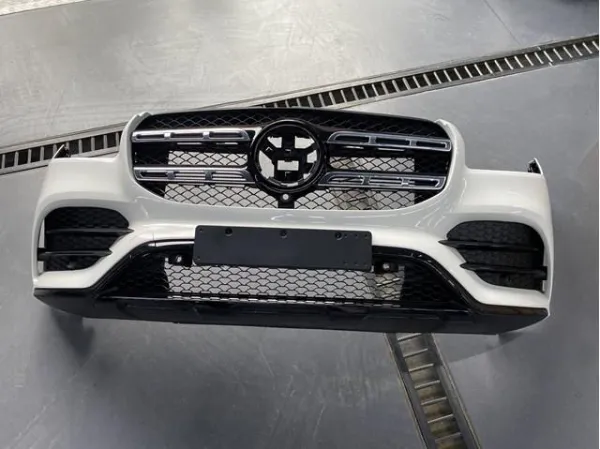 Pára-choque dianteiro A1678859405 Mercedes