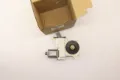 Motor de acionamento de vidro da porta dianteira direita Opel Astra L67