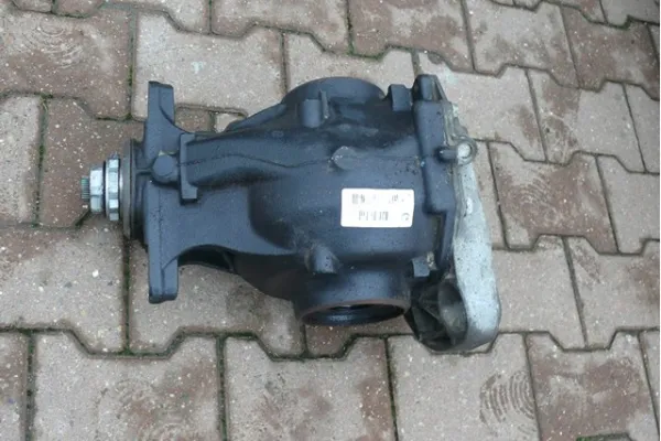 Redutor do eixo traseiro 7590913 BMW