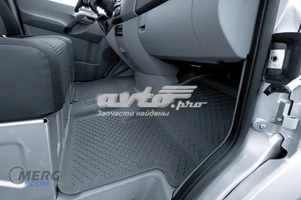 Tapete dianteiro, kit de 2 un. B66560548 Mercedes