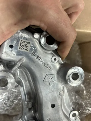Bomba de água (bomba) de esfriamento Jeep Wrangler JL