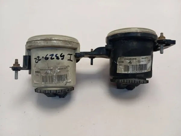 Luzes de nevoeiro esquerdas/direitas 504181095 Iveco
