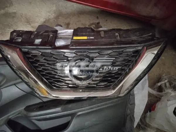 Grelha do radiador 62398HV80A Nissan/Infiniti