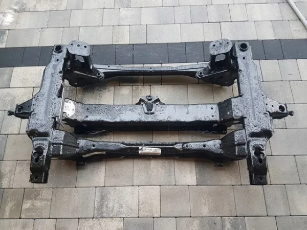 Viga de suspensão dianteira (plataforma veicular) Mercedes Sprinter III 3,5-t