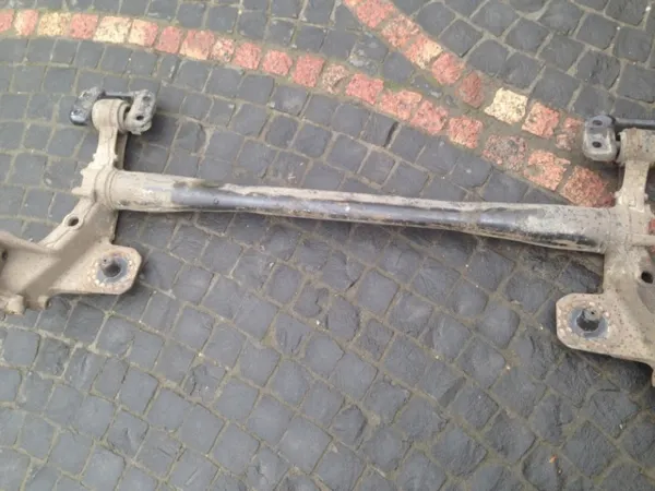 Viga de suspensão traseira (plataforma veicular) Opel Astra J Sports Tourer