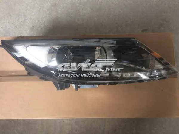 Luz direita 921023U111 Hyundai/Kia