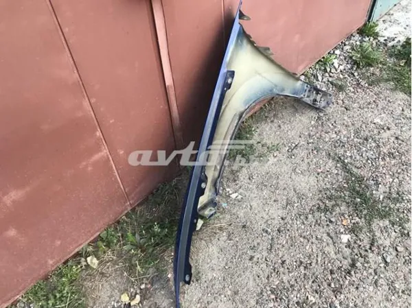 Pára-lama dianteiro direito 575821106A VAG