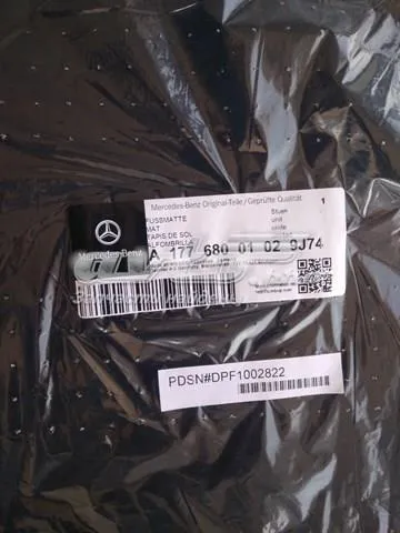 Tapetes dianteiros + traseiros, kit A1776800102 Mercedes
