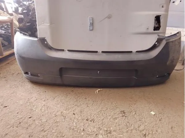 Pára-choque traseiro 850220725R Renault (RVI)