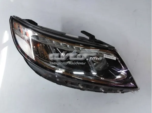 Luz direita 921022P630 Hyundai/Kia