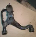 Braço oscilante inferior esquerdo de suspensão dianteira Land Rover Range Rover L320