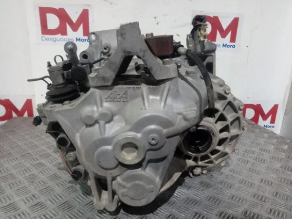 Caixa de Mudança montada (caixa mecânica de velocidades) D2C4B Mazda