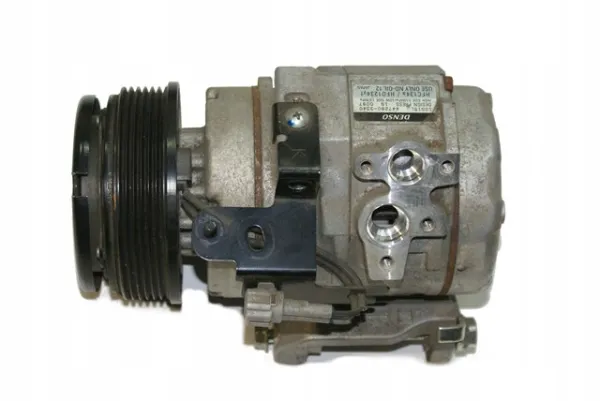 Compressor de aparelho de ar condicionado 73111AL010 Subaru
