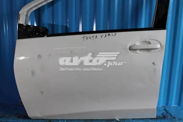 Porta dianteira esquerda Toyota Yaris P13