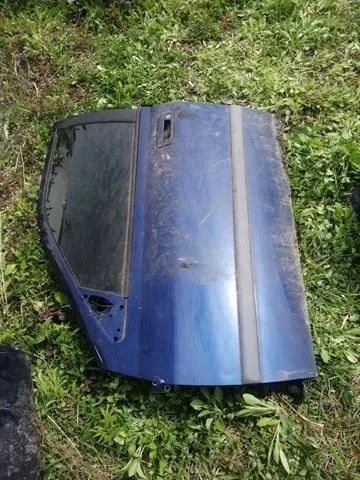 Porta dianteira esquerda Peugeot 406 8B