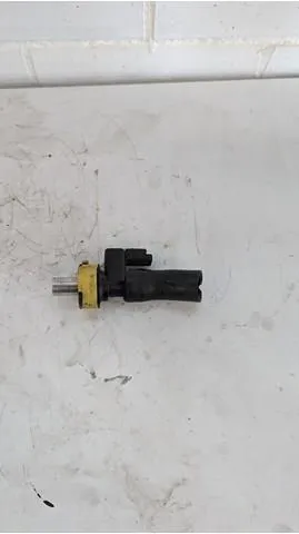 Cano derivado de ar, fornecimento dos gases de recirculação 9811682480 Peugeot/Citroen