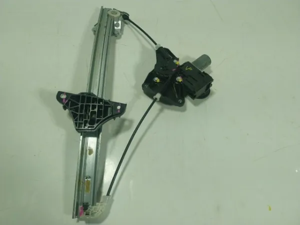 Mecanismo de acionamento de vidro da porta dianteira direita Toyota Yaris P21