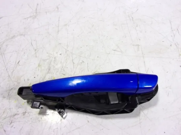 Maçaneta externa esquerda da porta traseira 980297831T Peugeot/Citroen