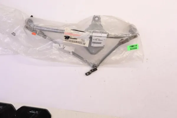 Trapézio de limpador pára-brisas Nissan Primastar X83