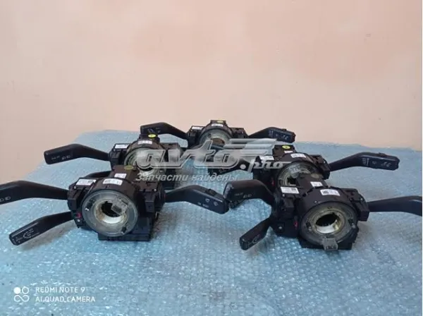 Comutador instalado na coluna da direção, montado 3C5953513C VAG