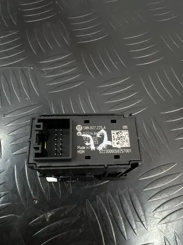  5NN927225WZU VAG