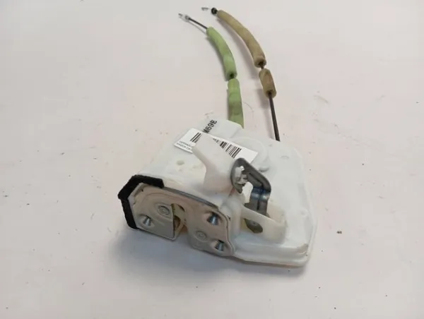 Fecho da porta dianteira direita KB7W58310 Mazda