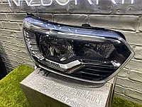Luz direita 260103369R Renault (RVI)