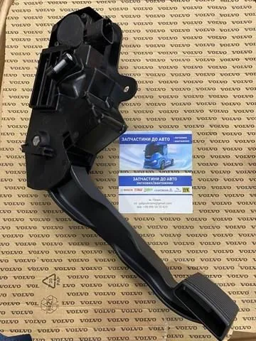 Pedal de gás (de acelerador) 7484557628 Renault (RVI)