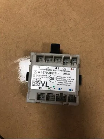 Módulo de conforto da porta dianteira A1679003811 Mercedes