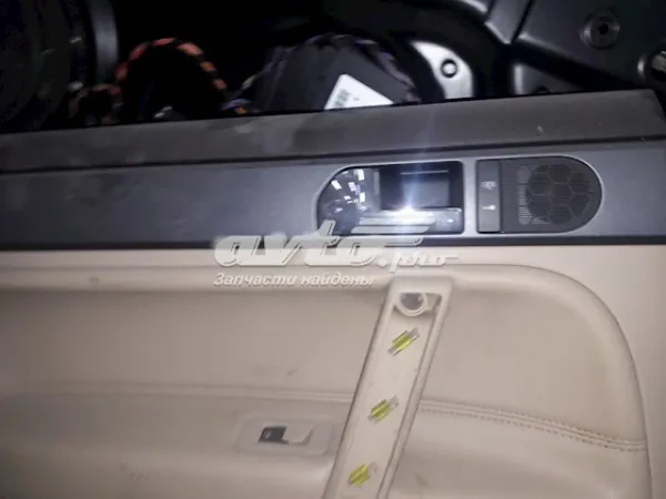 Revestimento (cobrimento) interno da porta traseira esquerda 7L6867211 VAG