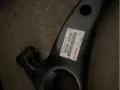 Braço oscilante inferior direito de suspensão dianteira Toyota Avensis T22