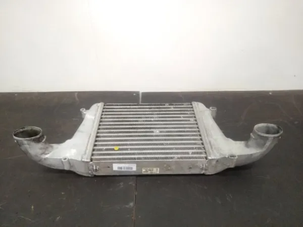Radiador de intercooler 2200471 Nissan/Infiniti
