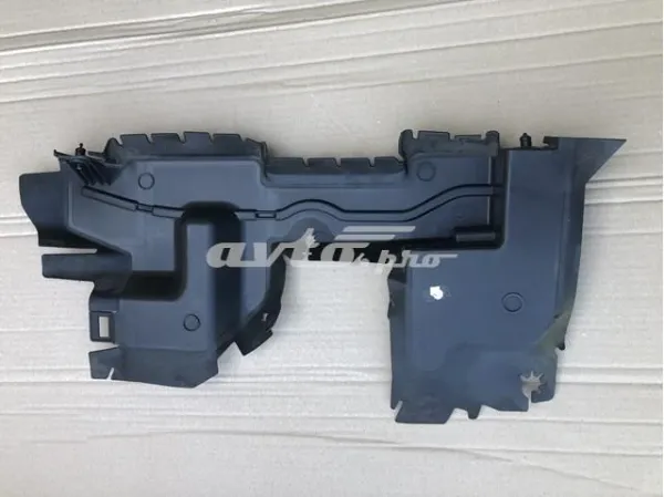 Suporte inferior do radiador (painel de montagem de fixação das luzes) 9817397480 Peugeot/Citroen
