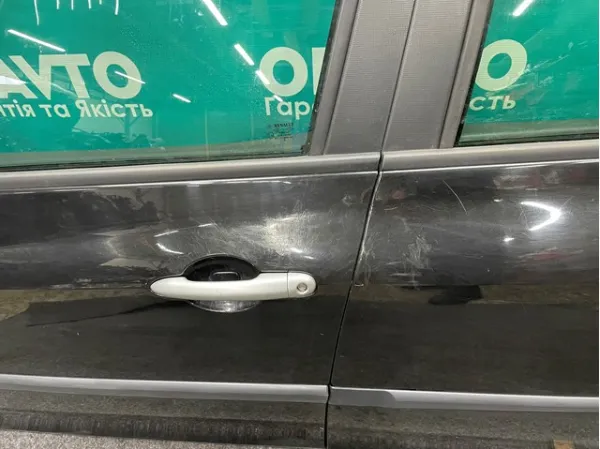 Porta dianteira esquerda Renault (RVI) 7751476106 preço, a partir de 240,69 USD