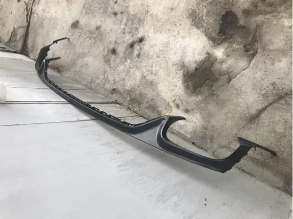 Spoiler do pára-choque traseiro 4M8807521DRU6 VAG