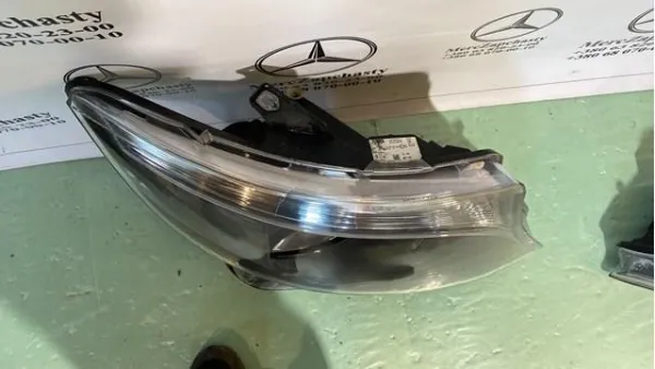 Luz direita A4479065900 Mercedes